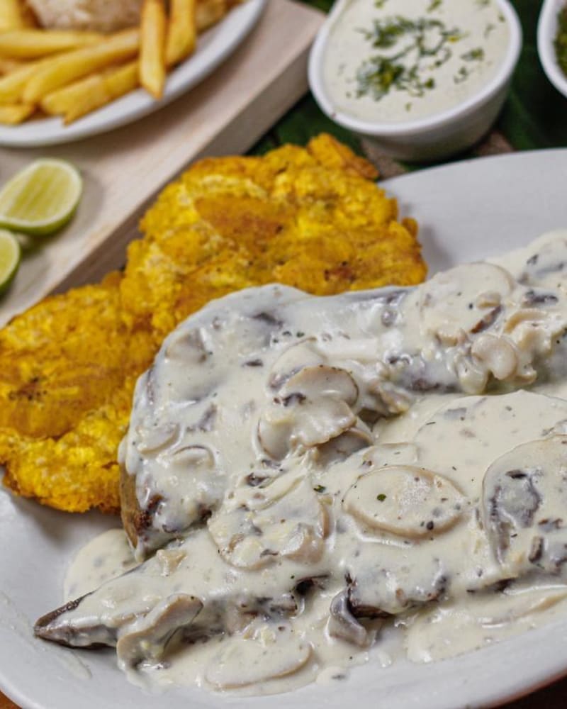 Camarones en salsa